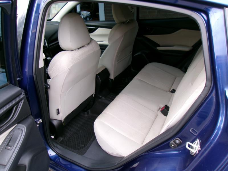 Subaru Impreza 2.0i Premium CVT 5-Door 2017