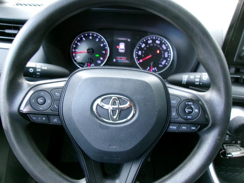 Toyota RAV4 LE AWD 2019