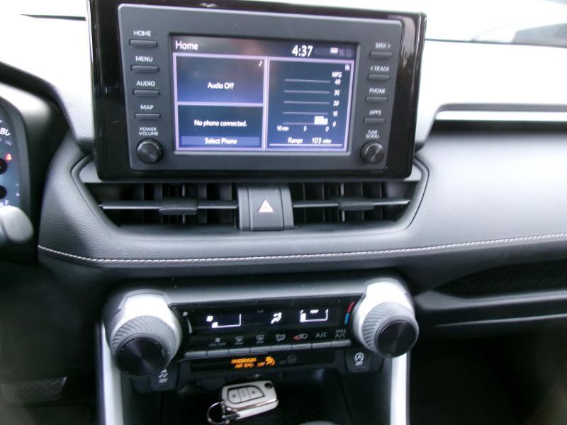 Toyota RAV4 LE AWD 2019