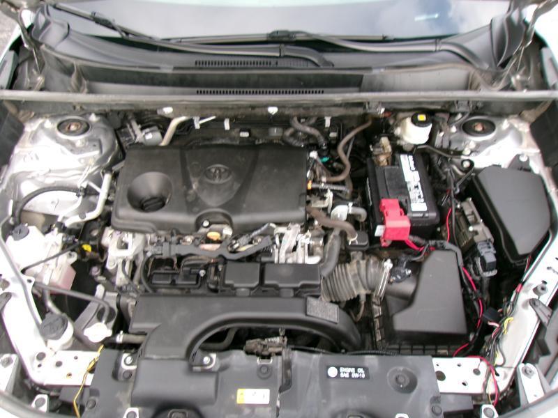 Toyota RAV4 LE AWD 2019