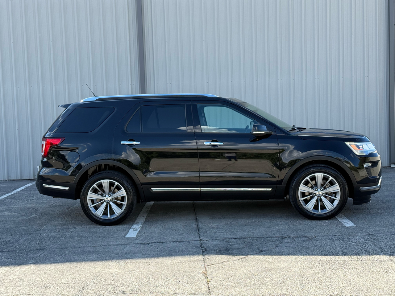 2018 Ford Explorer Limited photo 3