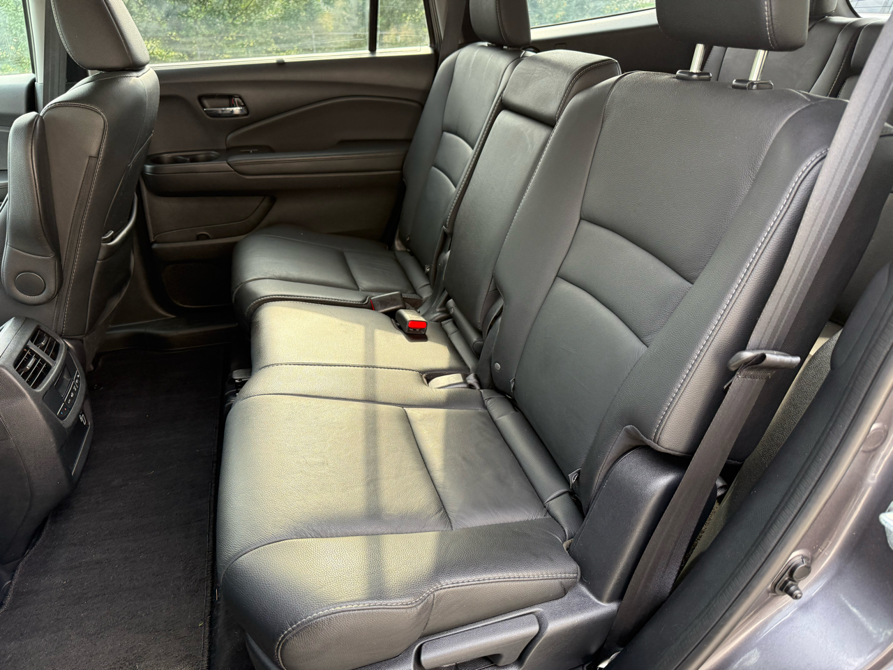 2021 Honda Pilot Special Edition photo 25