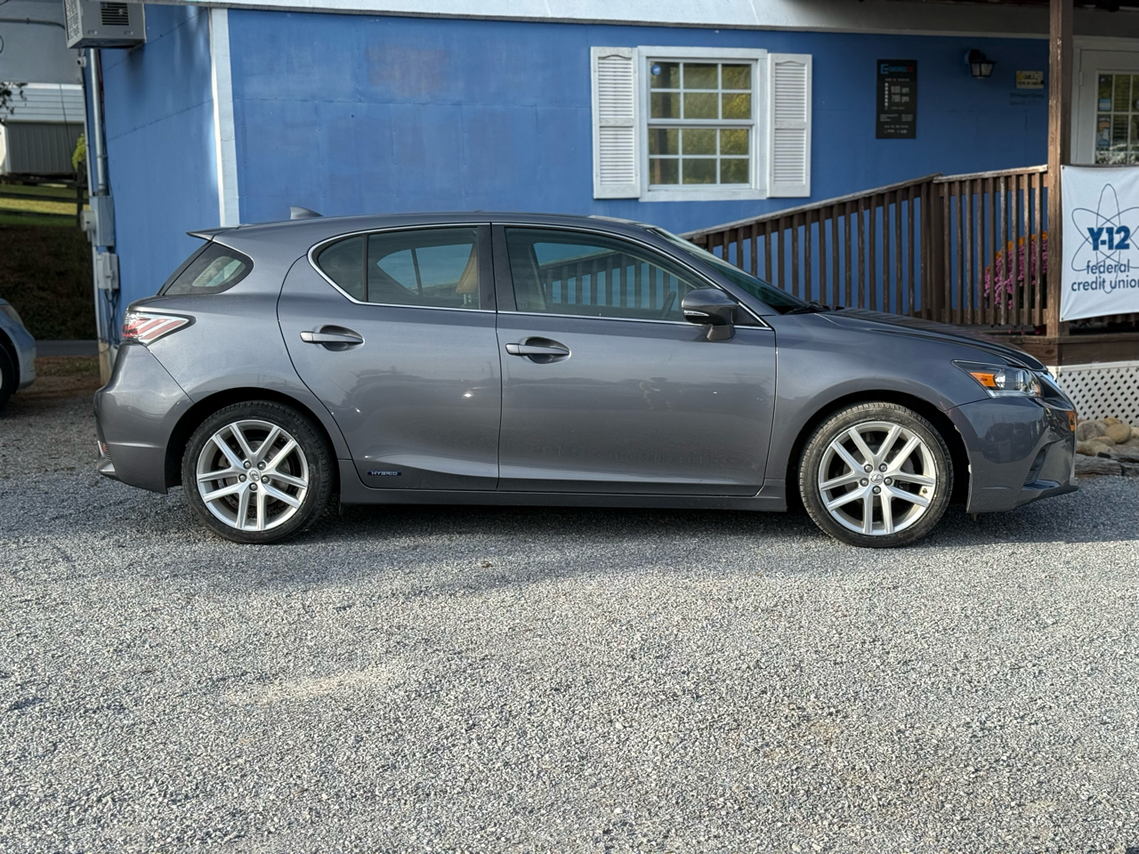 2014 Lexus CT 200h photo 4