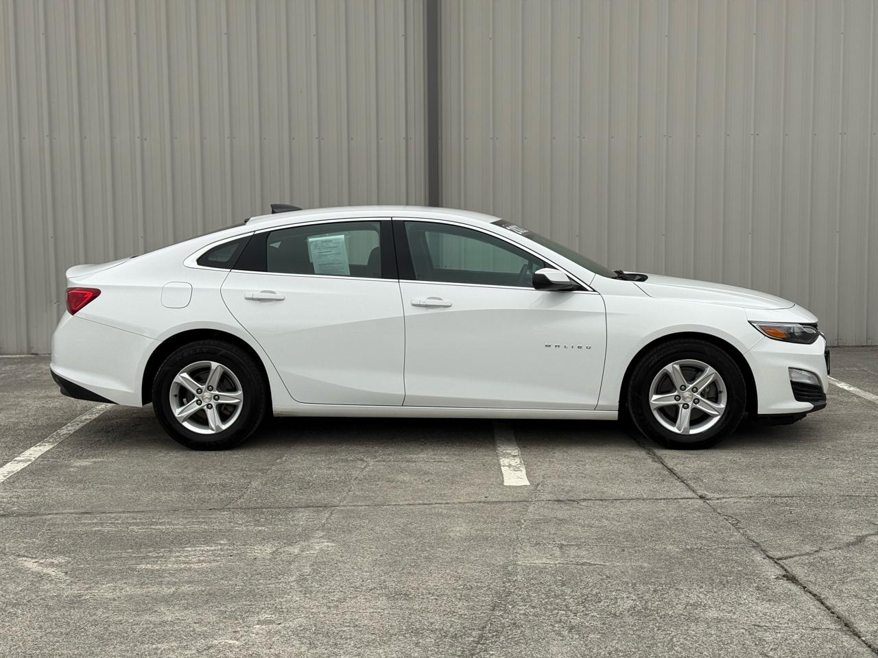 Chevrolet Malibu  2022