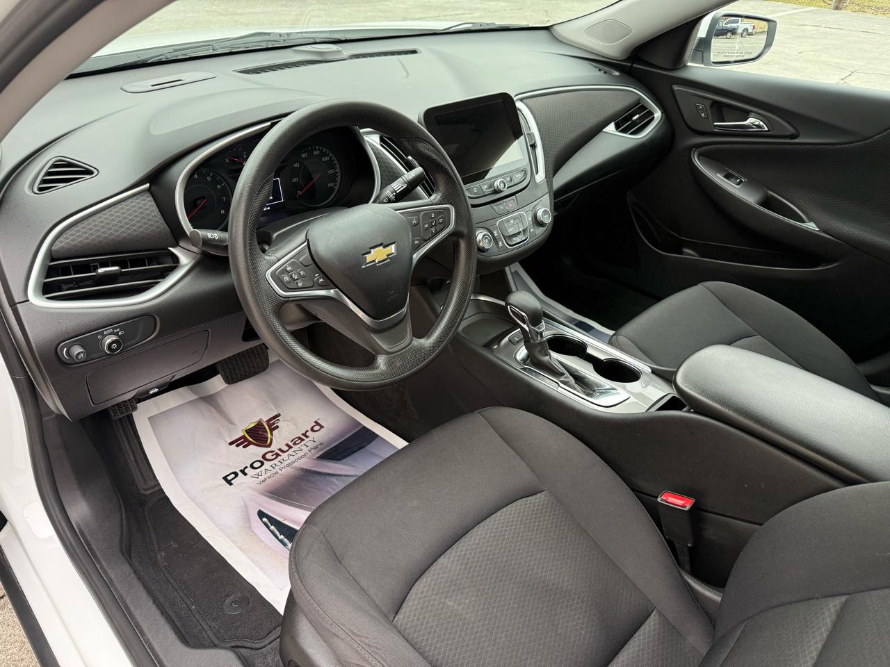 Chevrolet Malibu  2022