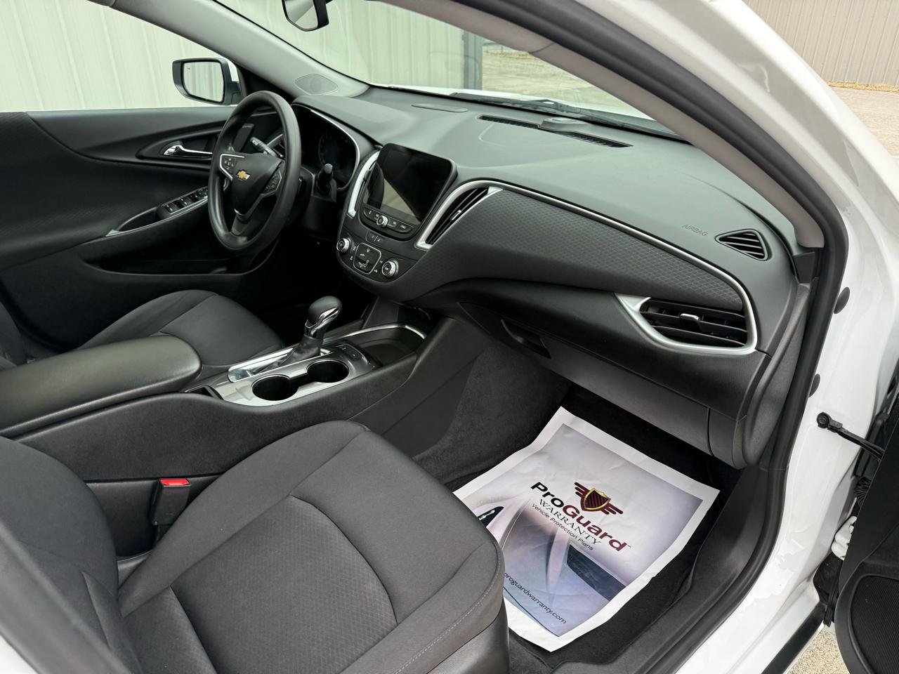 Chevrolet Malibu  2022