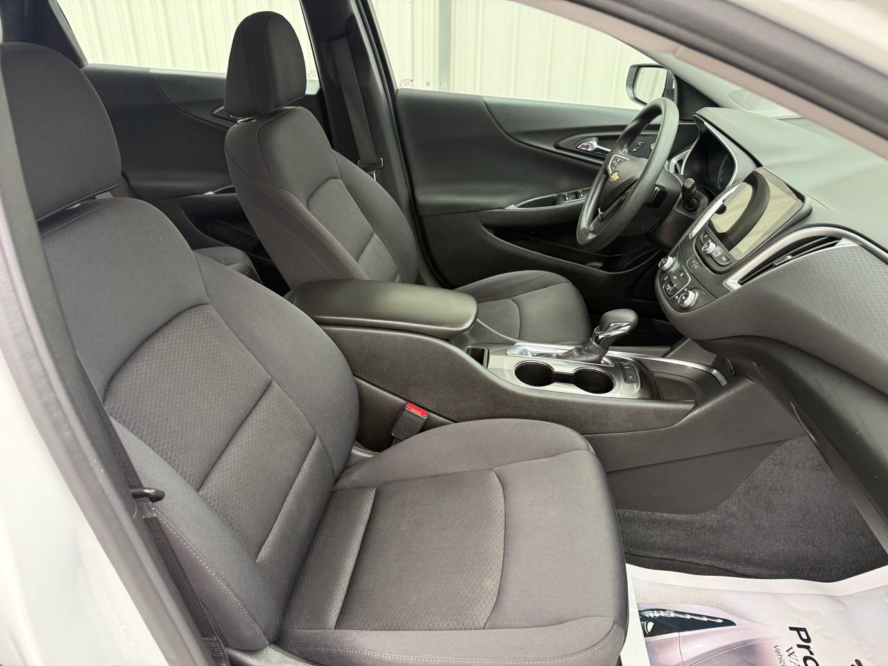 Chevrolet Malibu  2022