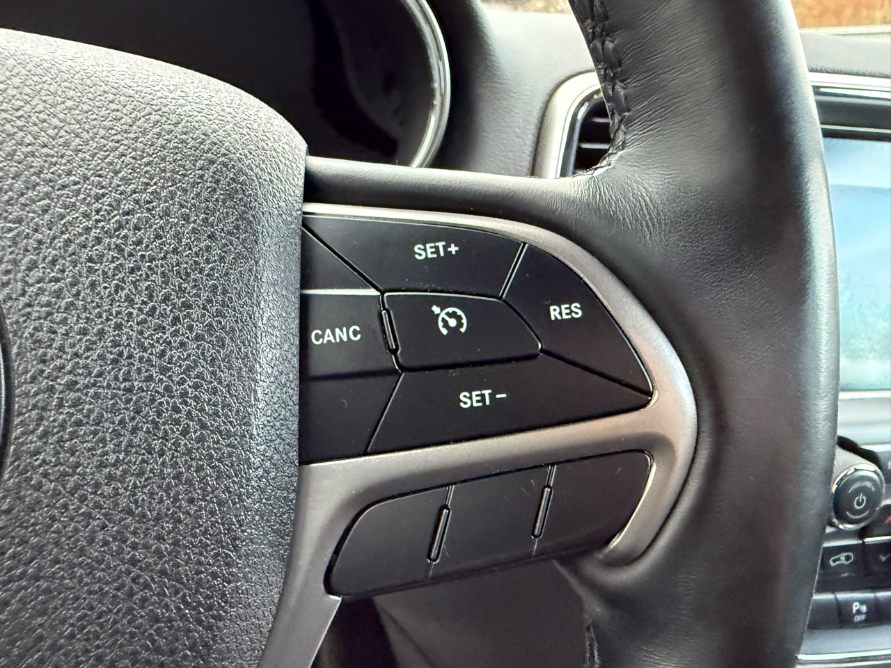 Jeep Grand Cherokee  2018