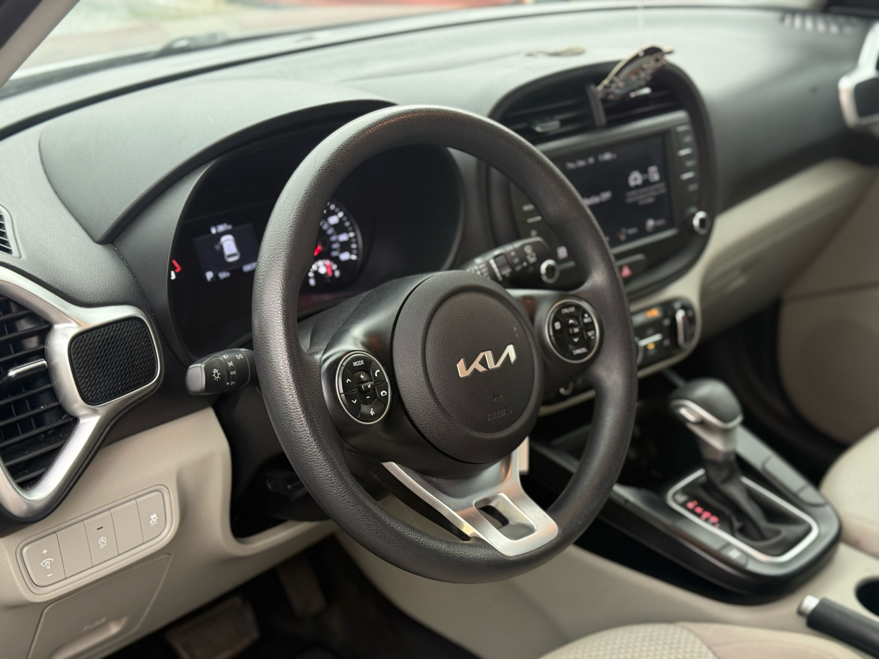 Kia Soul LX 2022