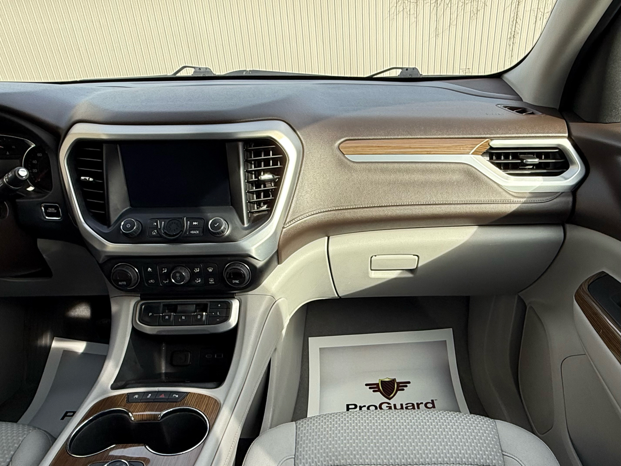 GMC Acadia SLE AWD 2020