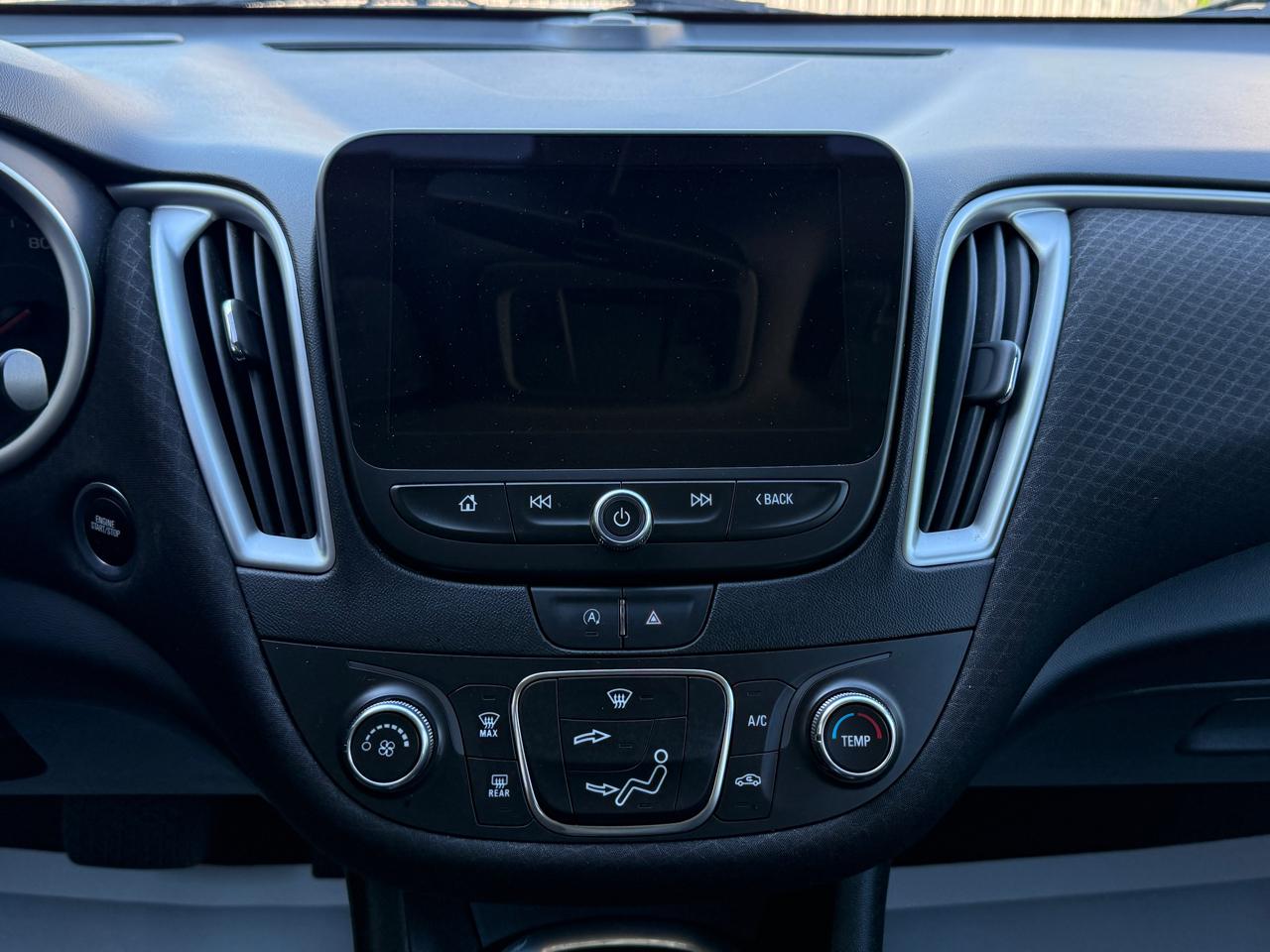 Chevrolet Malibu  2021