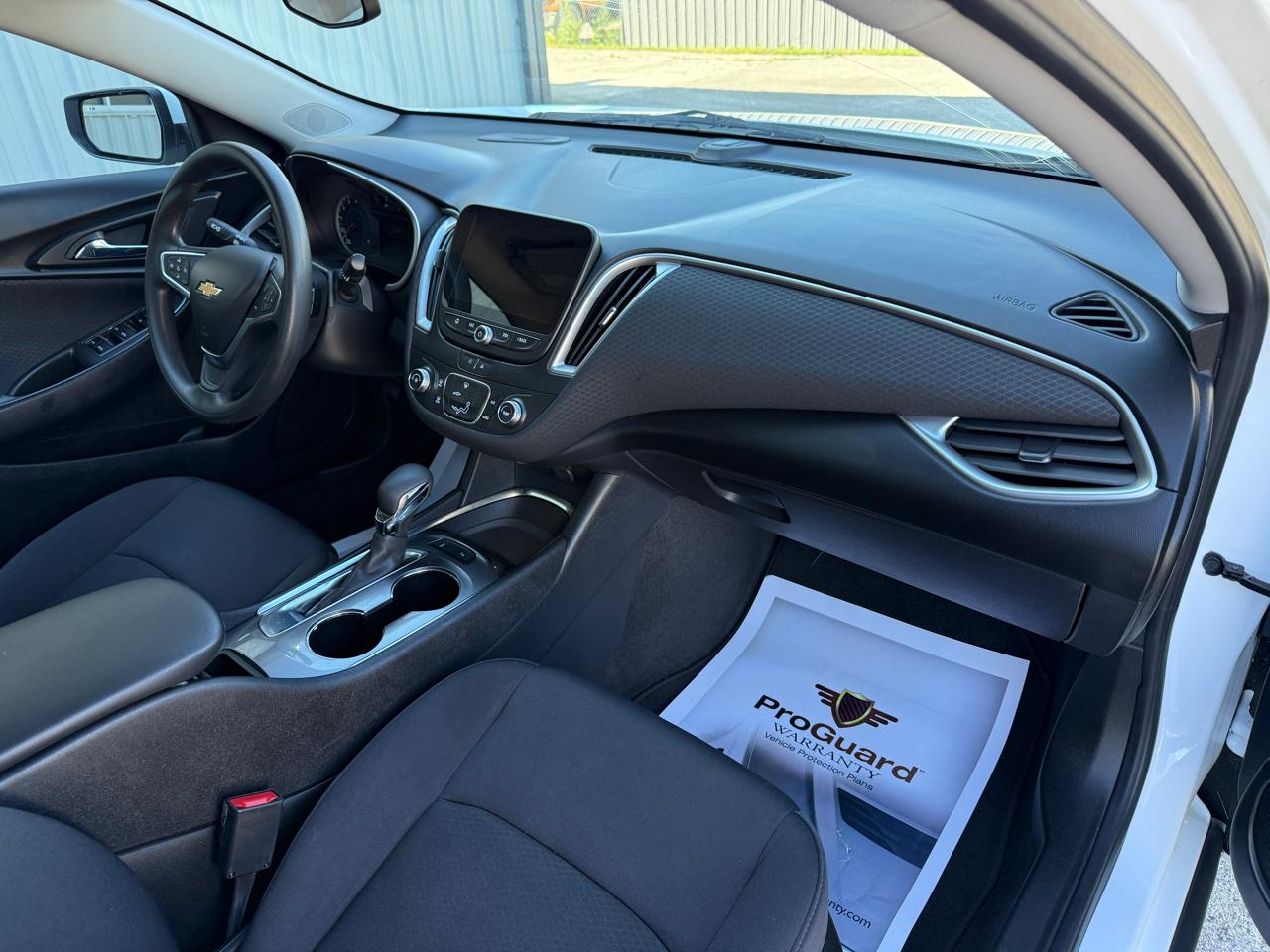 Chevrolet Malibu  2021