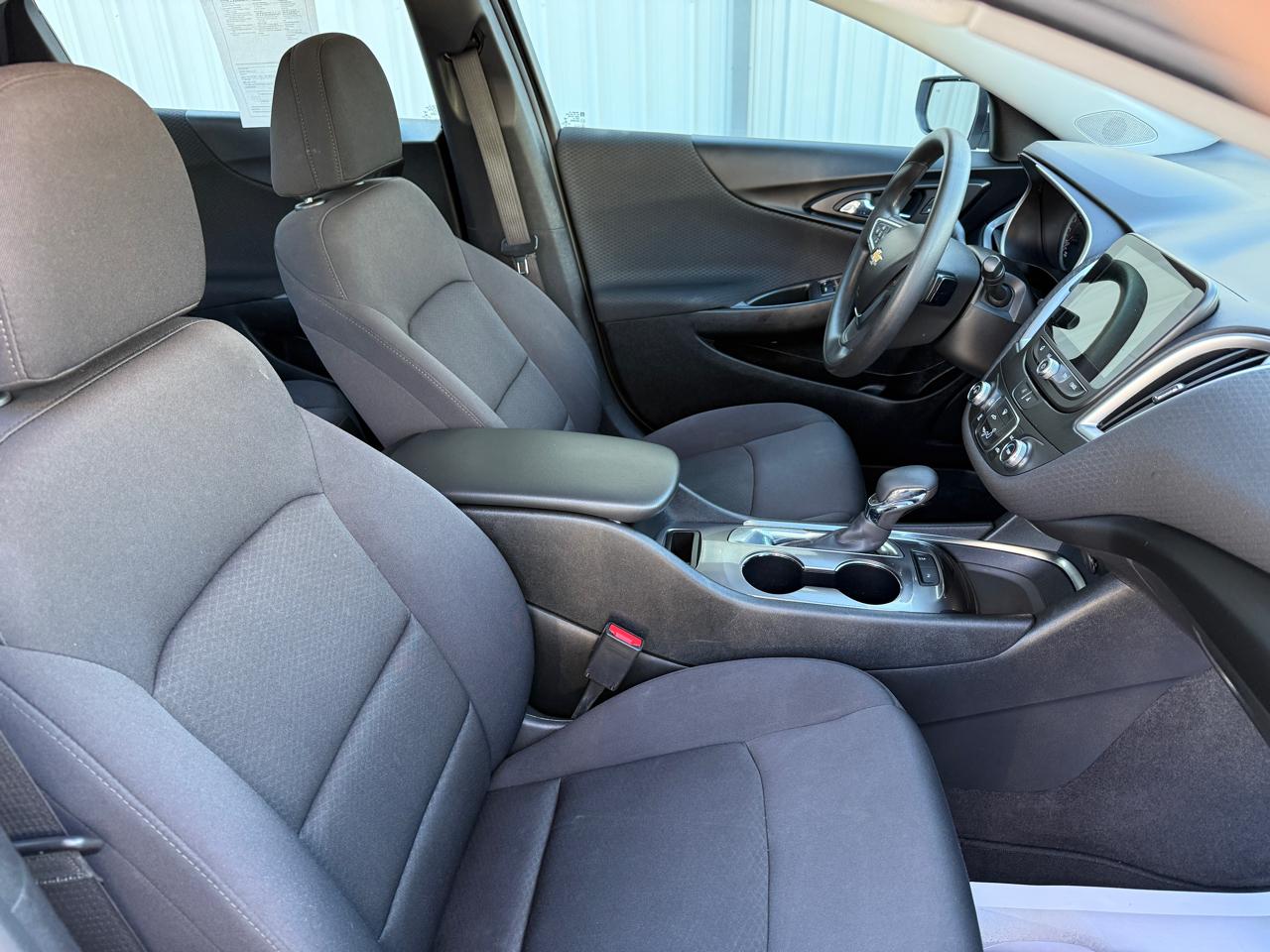 Chevrolet Malibu  2021