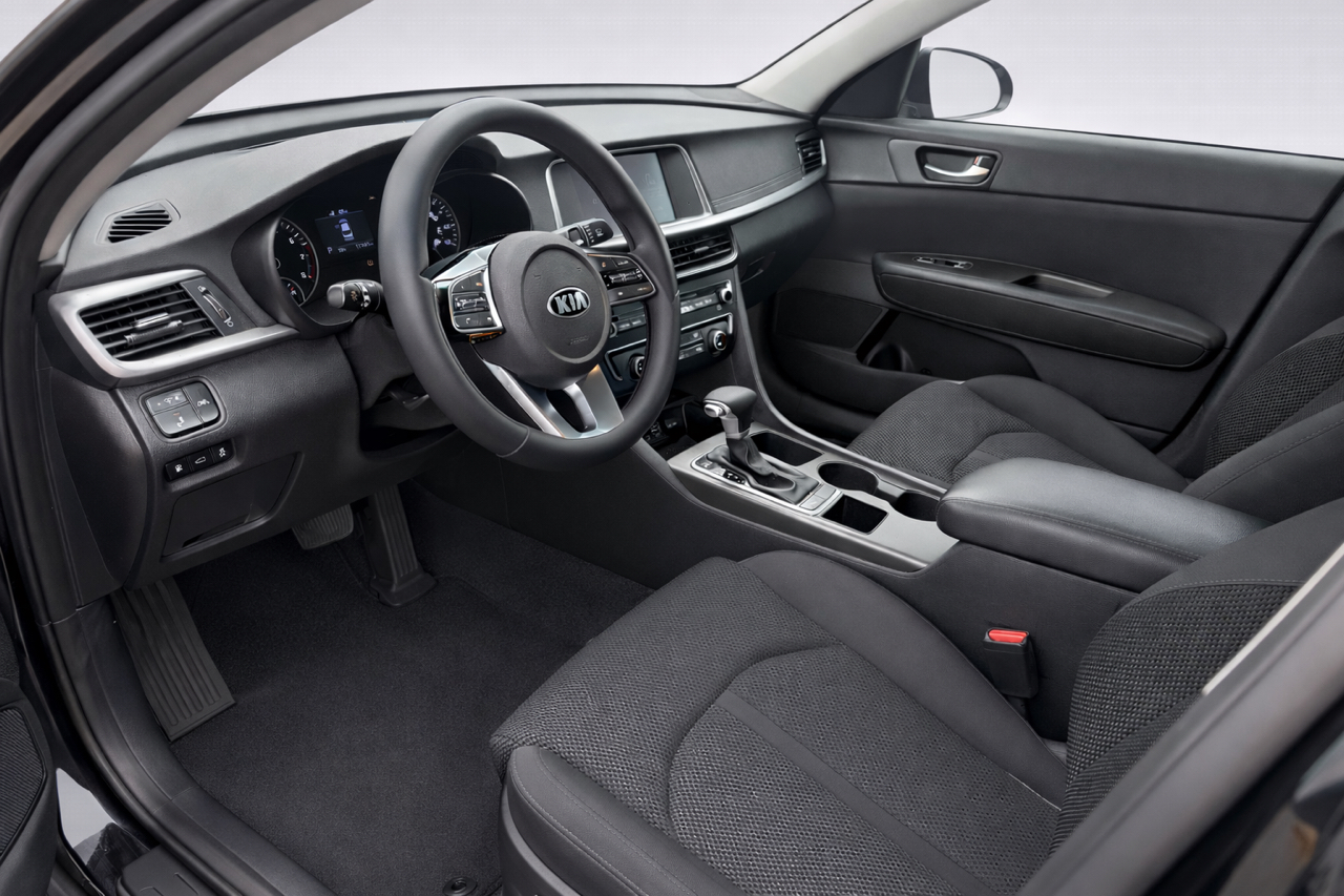 Kia Optima  2019