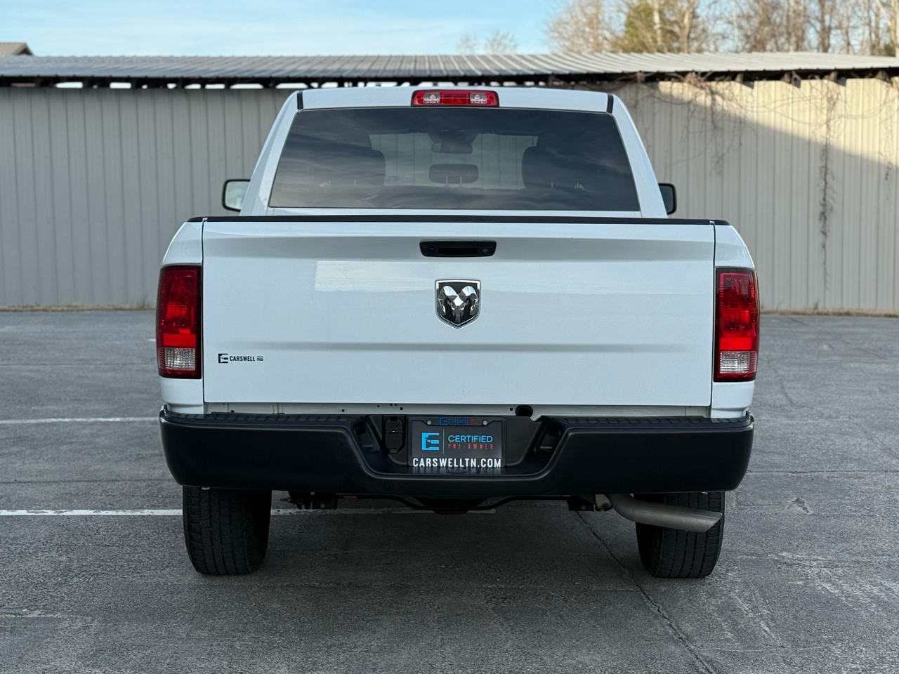 RAM 1500 Classic Tradesman 4x2 Crew Cab 5'7" Box 2023