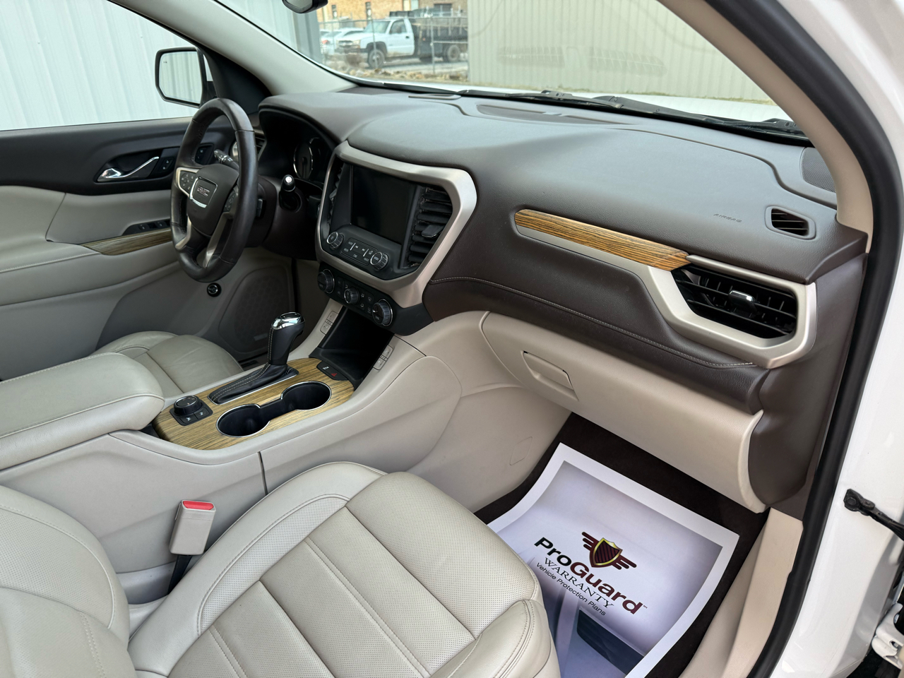 GMC Acadia Denali 2017