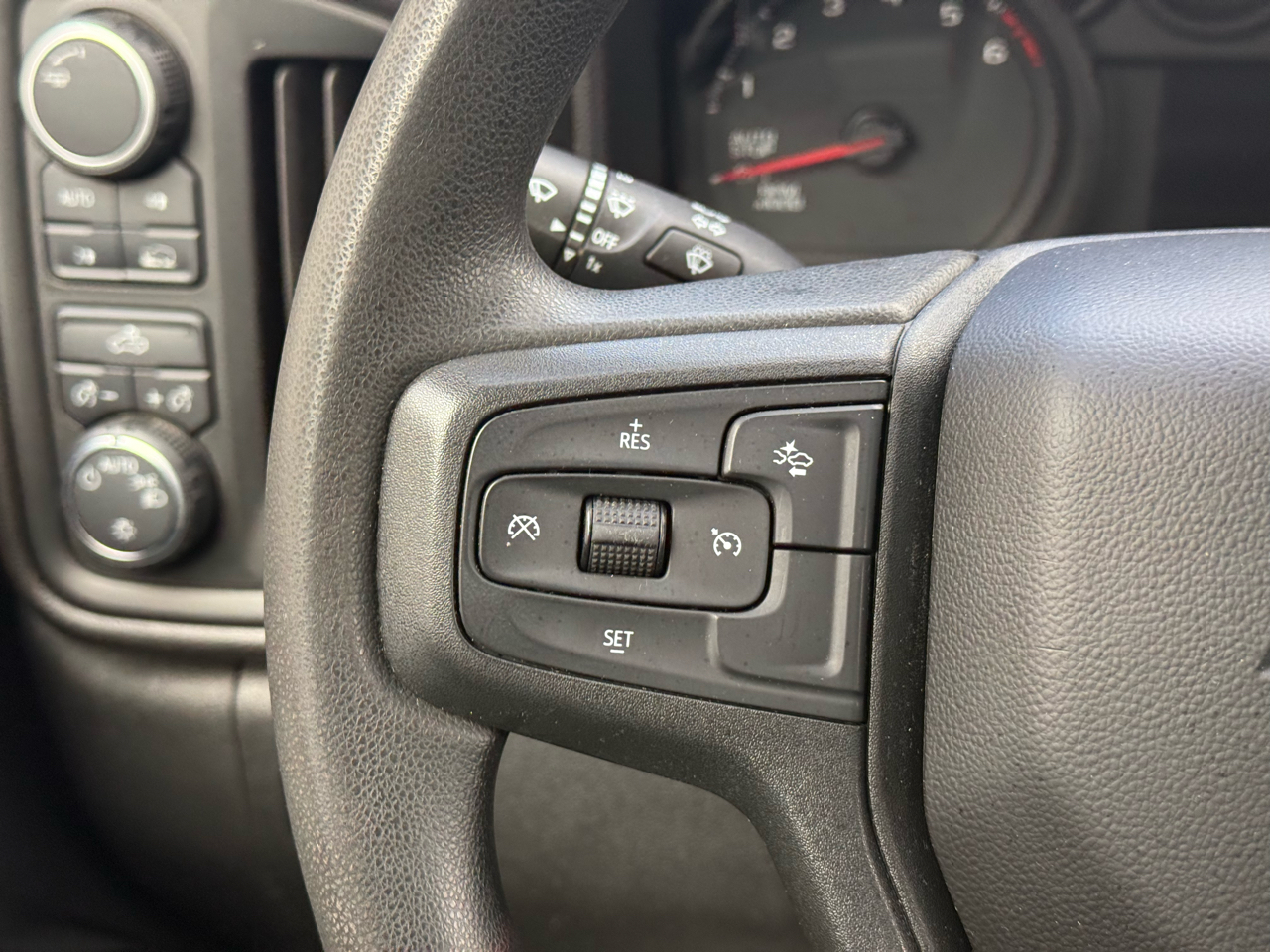 Chevrolet Silverado 1500 4WD Crew Cab 147" Work Truck 2023