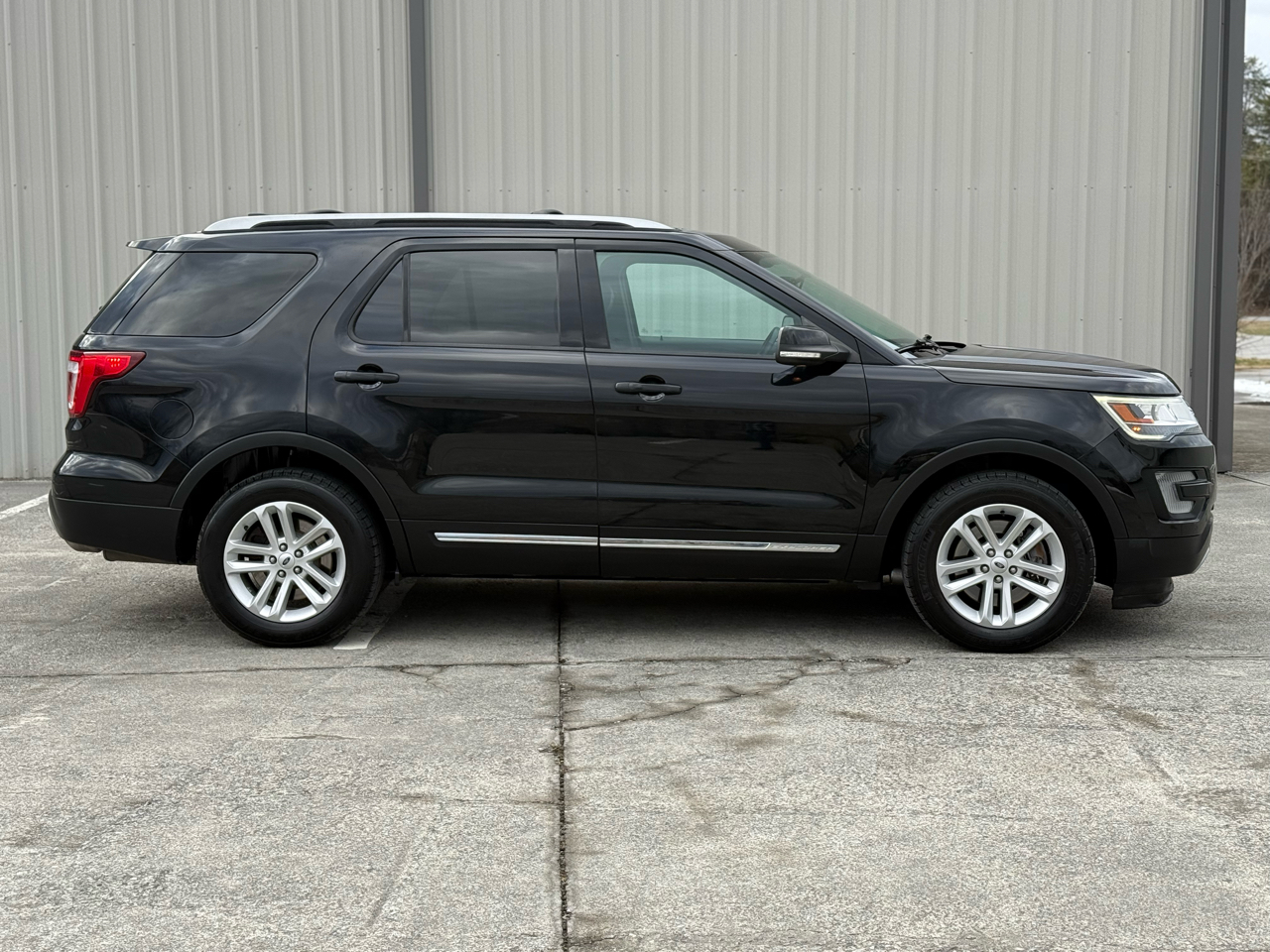 Ford Explorer  2017