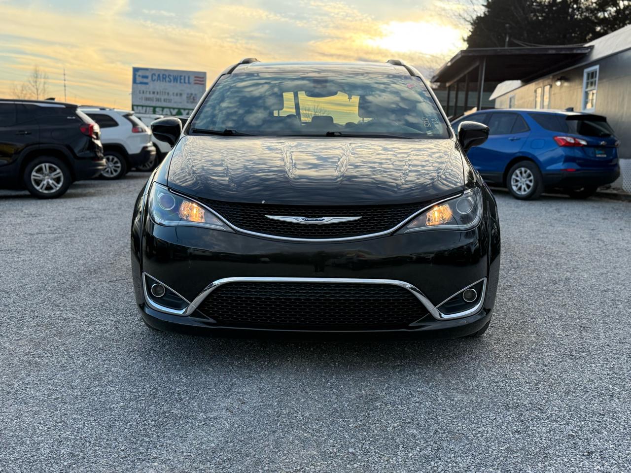 Chrysler Pacifica  2018