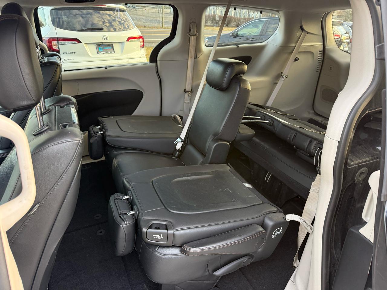 Chrysler Pacifica  2018