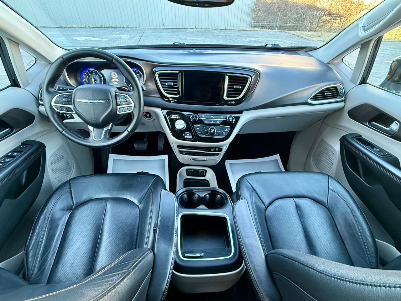 Chrysler Pacifica  2018