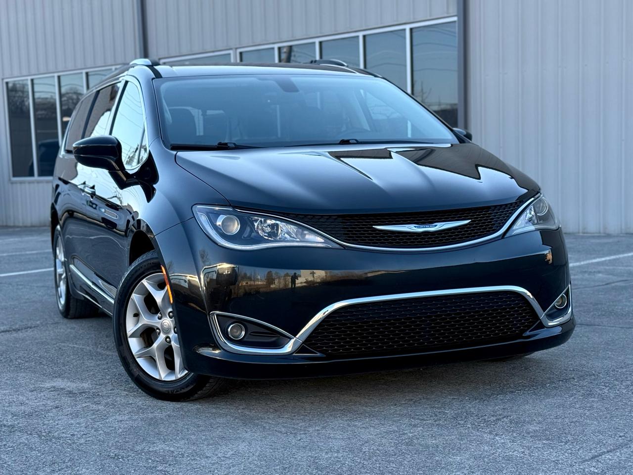 Chrysler Pacifica  2018