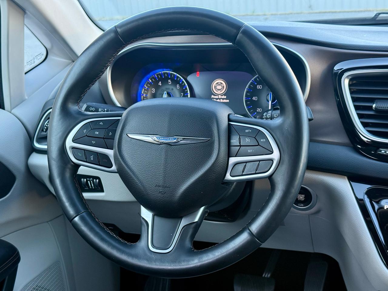 Chrysler Pacifica  2018