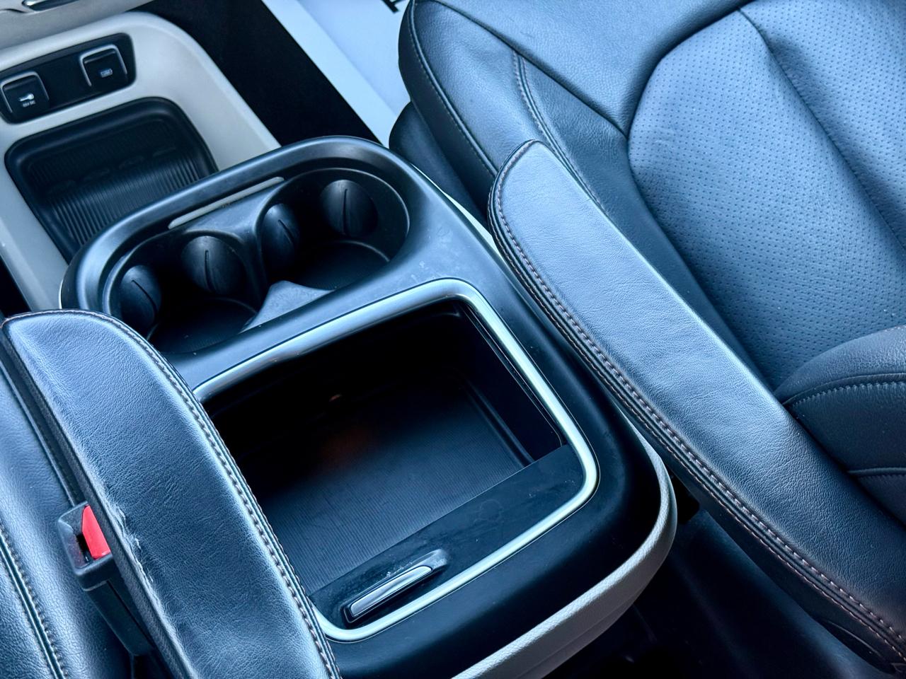 Chrysler Pacifica  2018