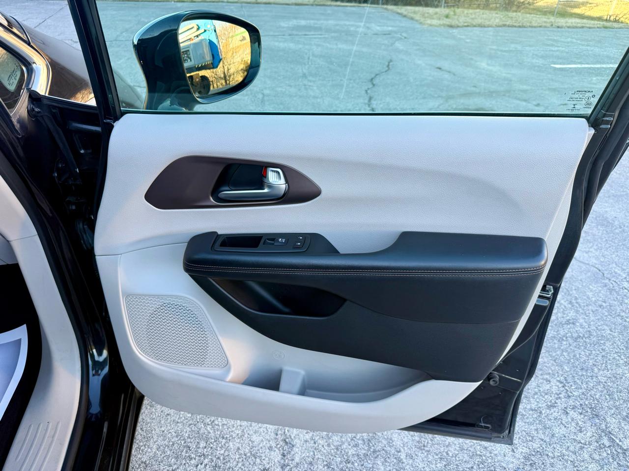 Chrysler Pacifica  2018