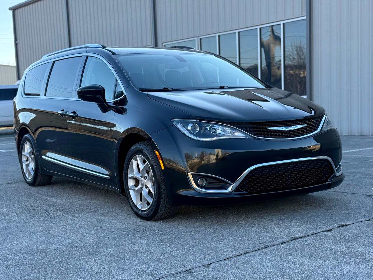 Chrysler Pacifica  2018
