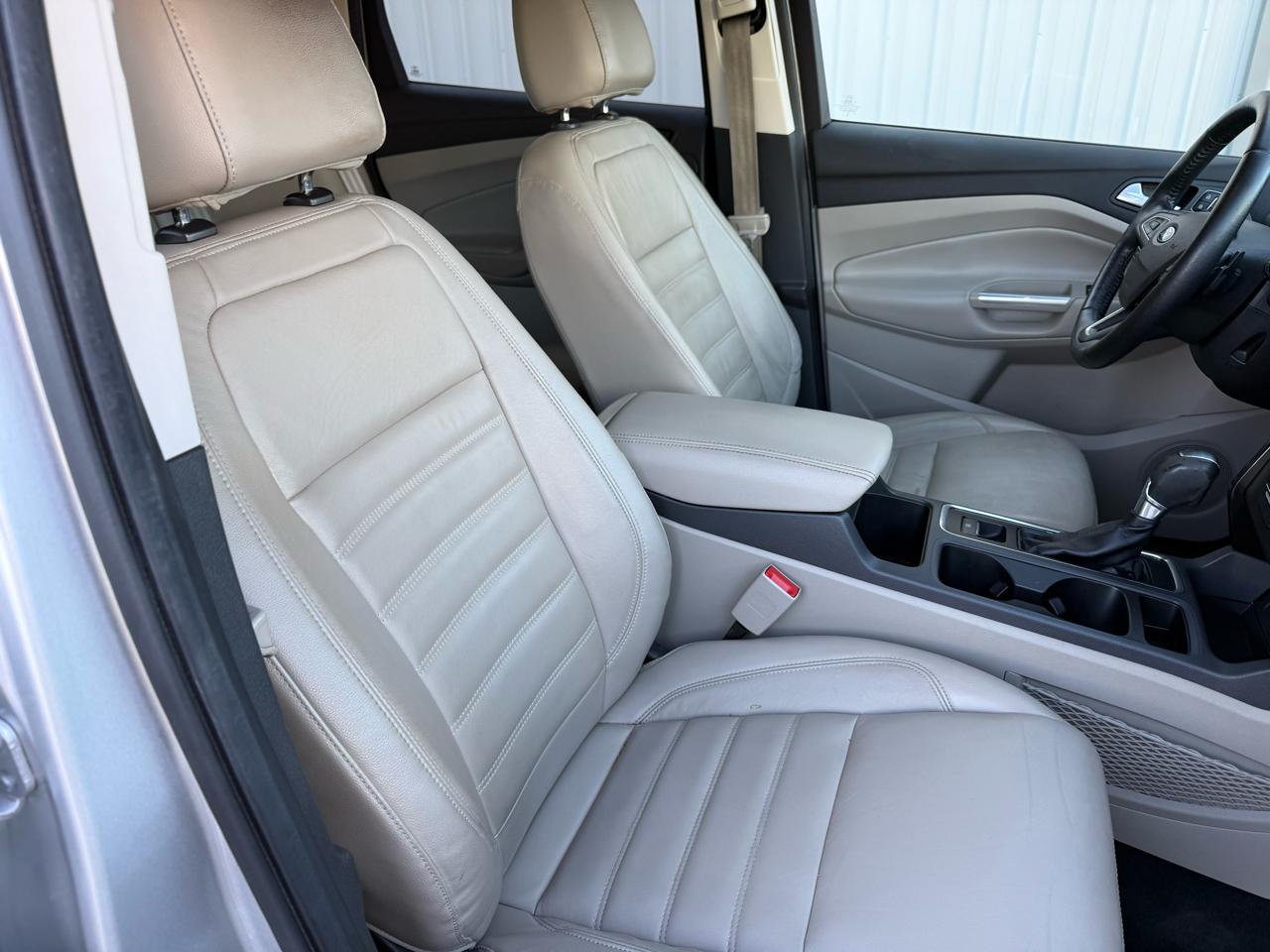 Ford Escape Titanium AWD 2017