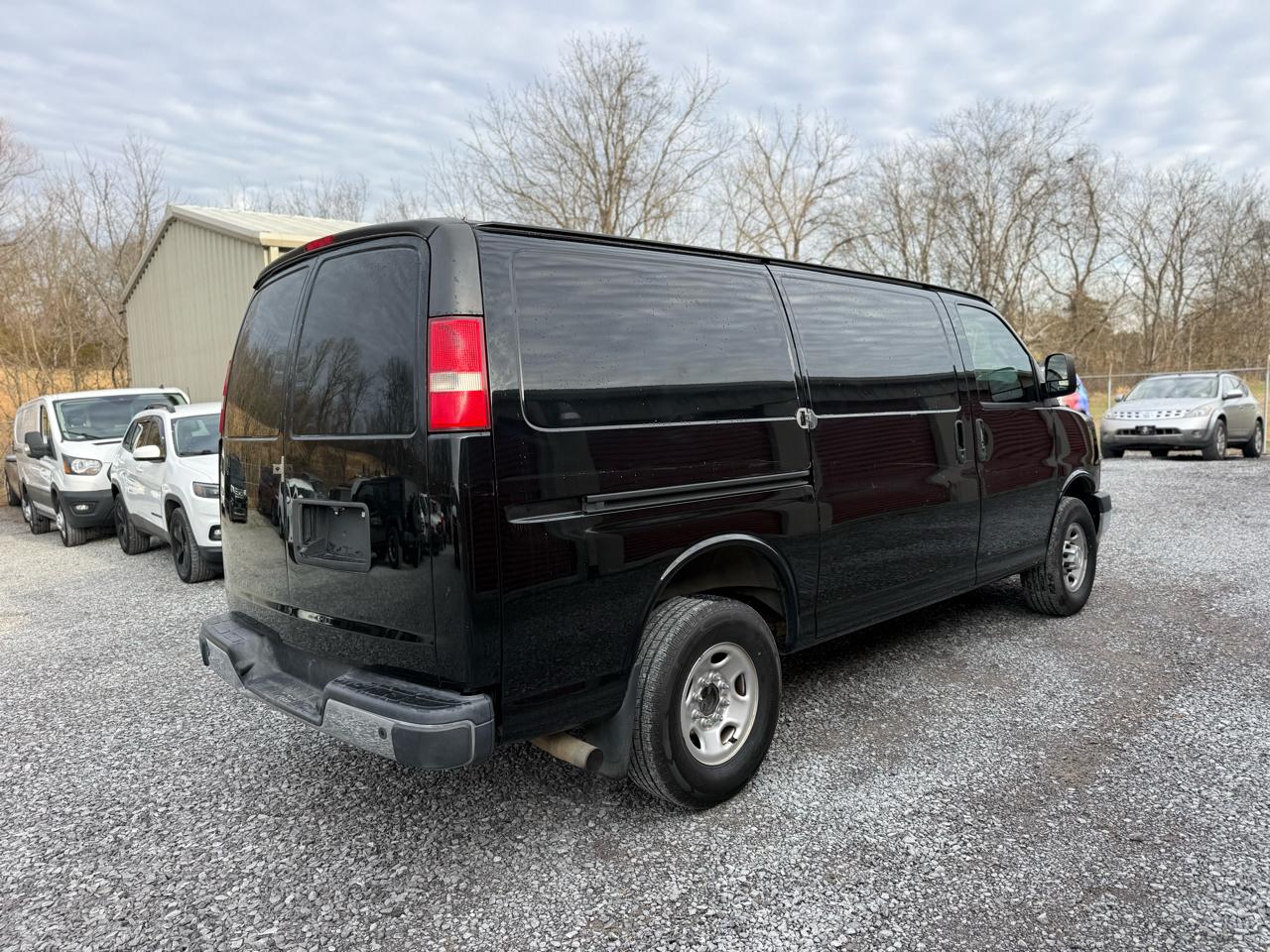 Chevrolet Express Cargo Van RWD 2500 135" 2018