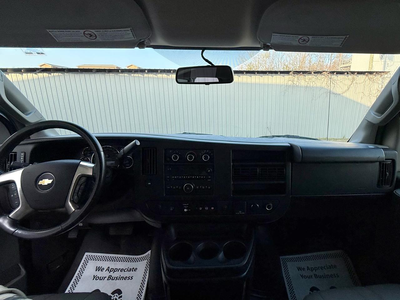 Chevrolet Express Cargo Van RWD 2500 135" 2018