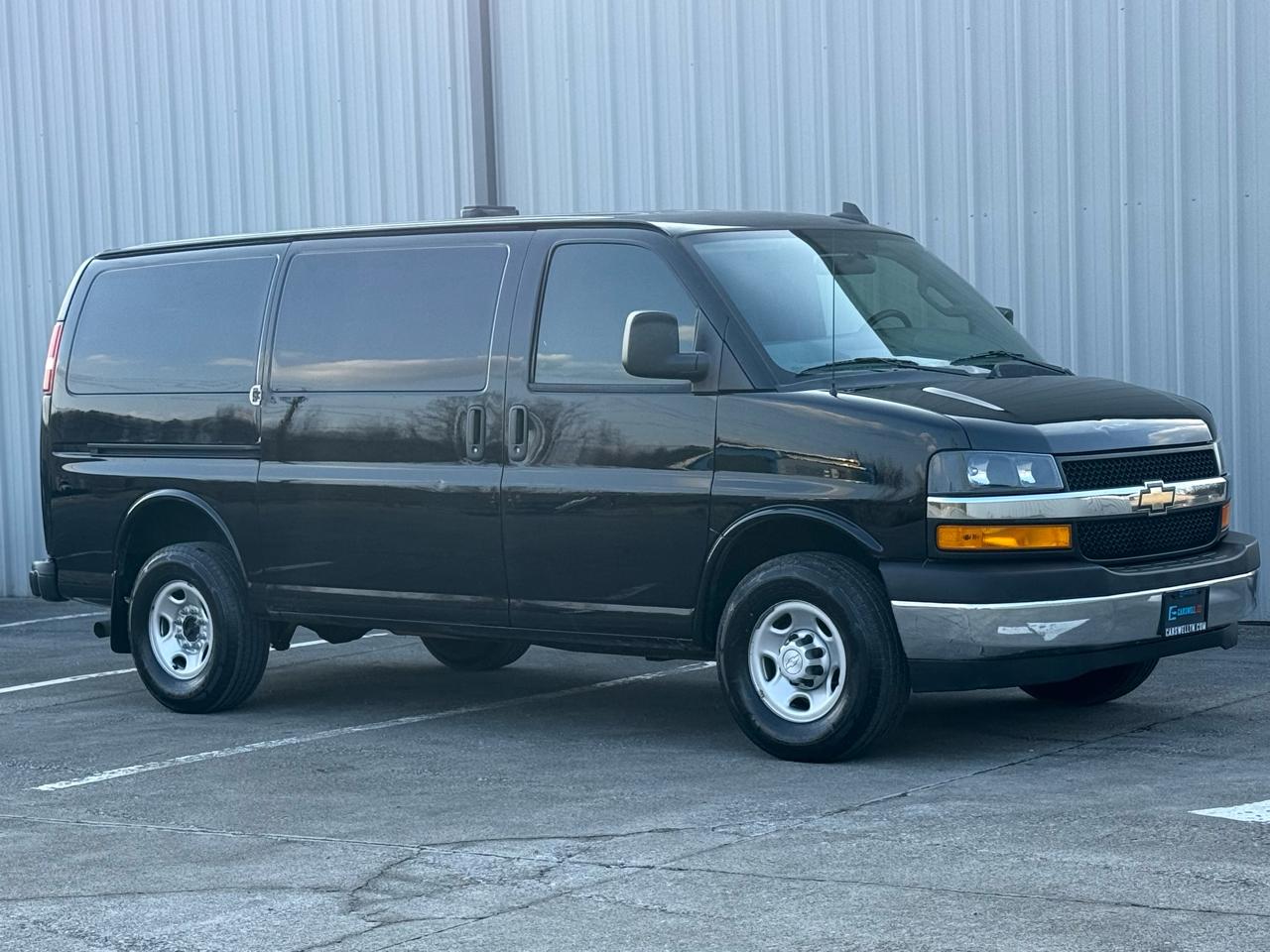 Chevrolet Express Cargo Van RWD 2500 135" 2018
