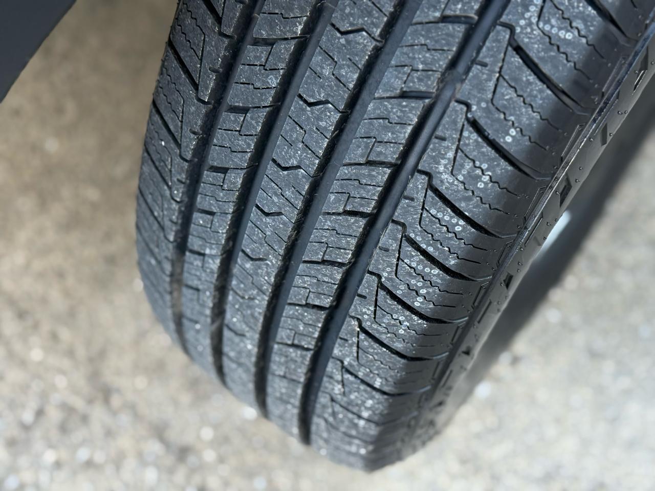 Ford Transit Cargo Van T-150 130" Low Rf 8670 GVWR RWD 2021