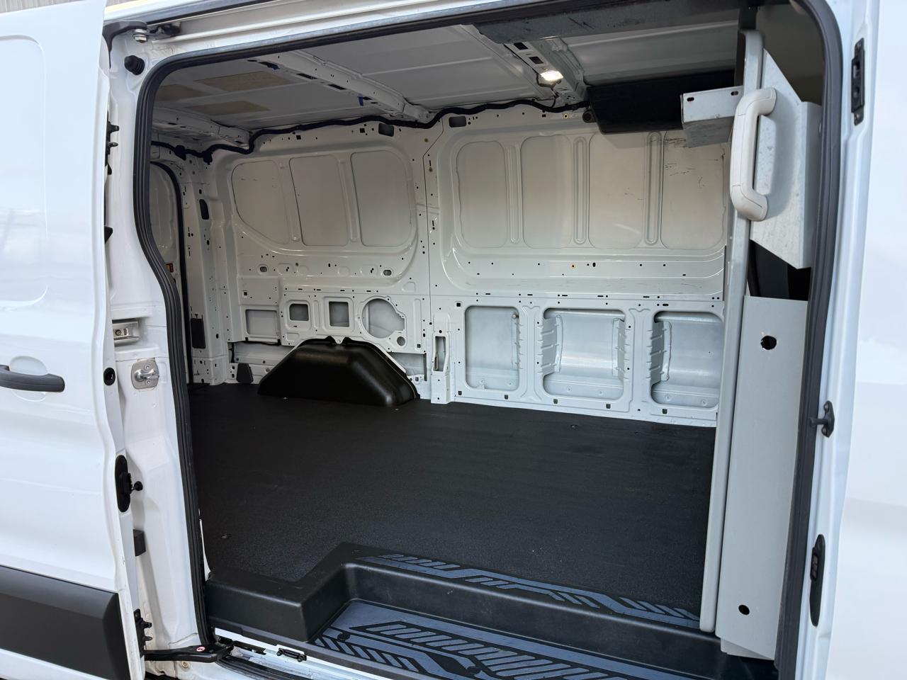 Ford Transit Cargo Van T-150 130" Low Rf 8670 GVWR RWD 2021