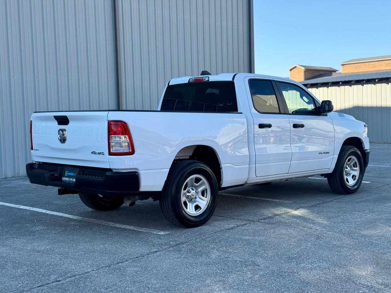 RAM 1500 Tradesman 4x4 Quad Cab 6'4" Box 2022
