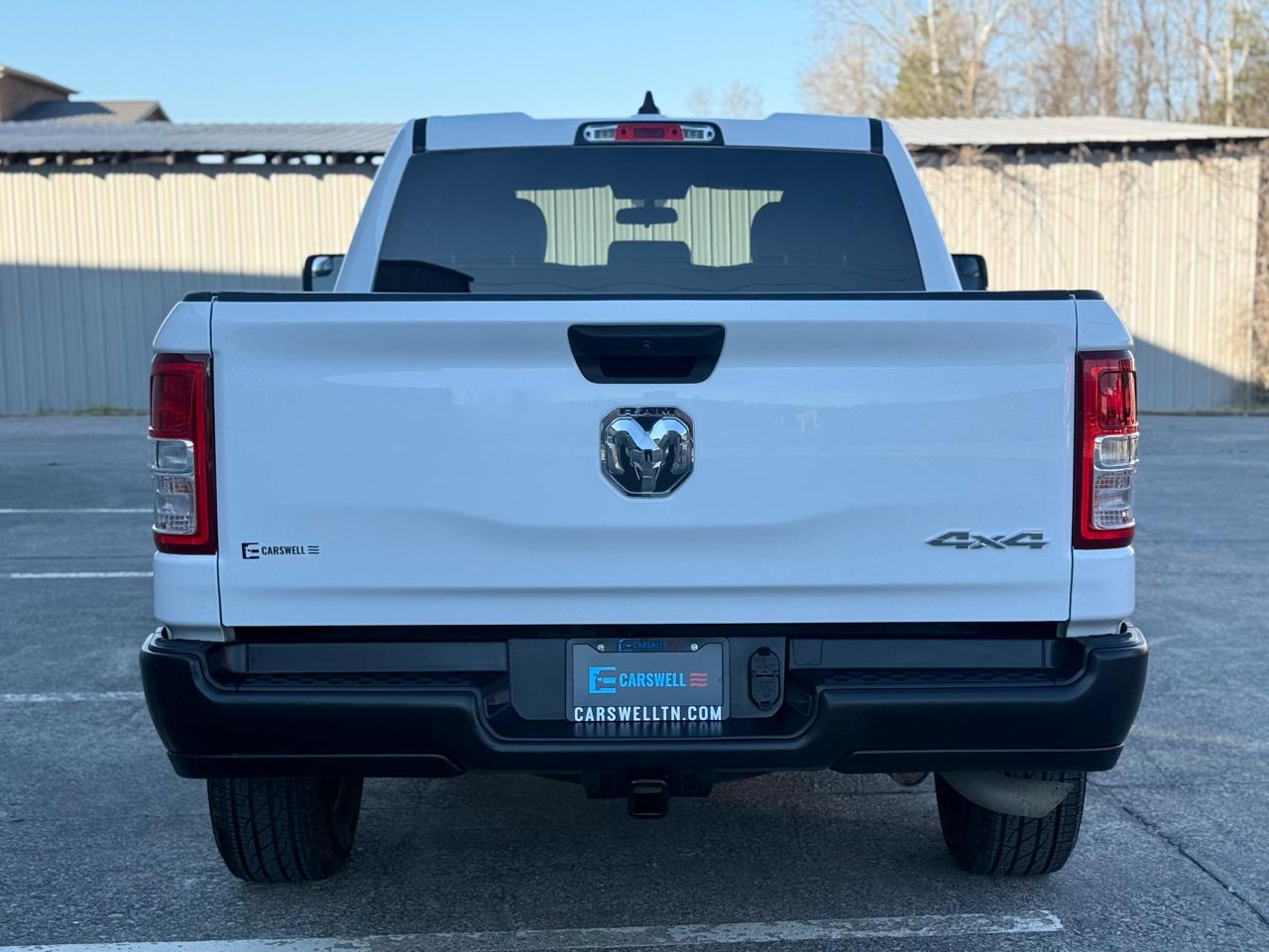 RAM 1500 Tradesman 4x4 Quad Cab 6'4" Box 2022