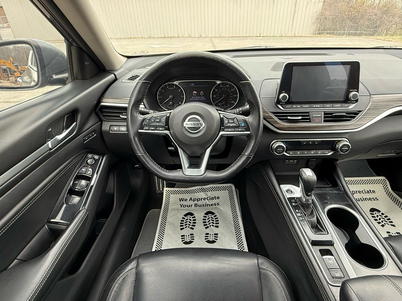 2020 Nissan Altima Platinum - Photo 11