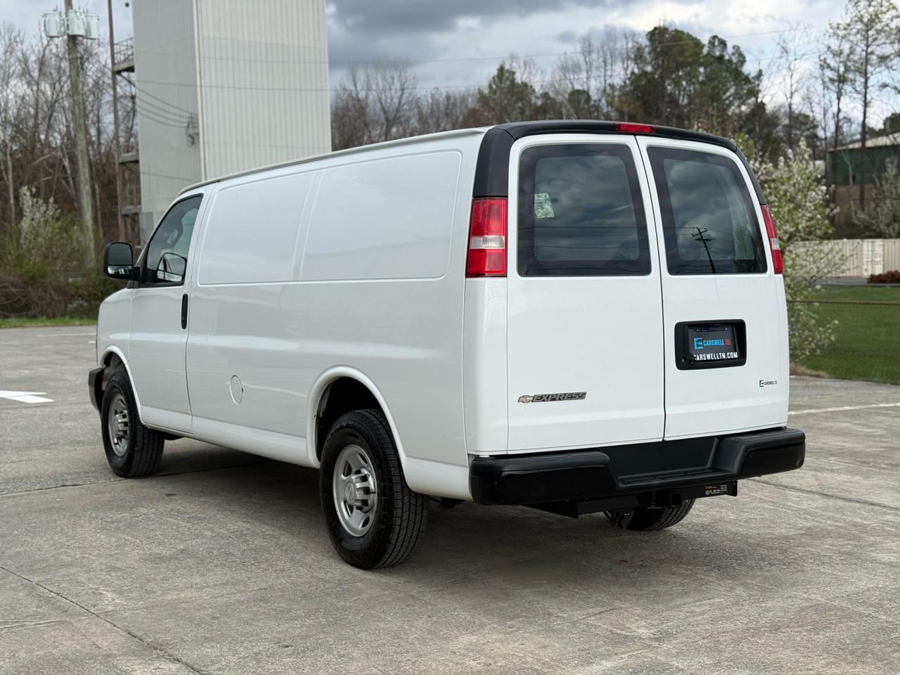 Chevrolet Express Cargo Van RWD 2500 135" 2019