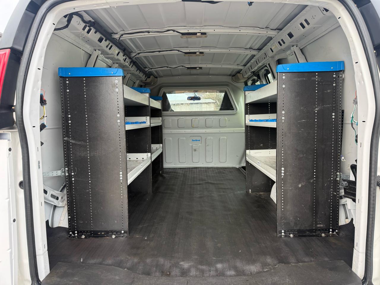 Chevrolet Express Cargo Van RWD 2500 135" 2019