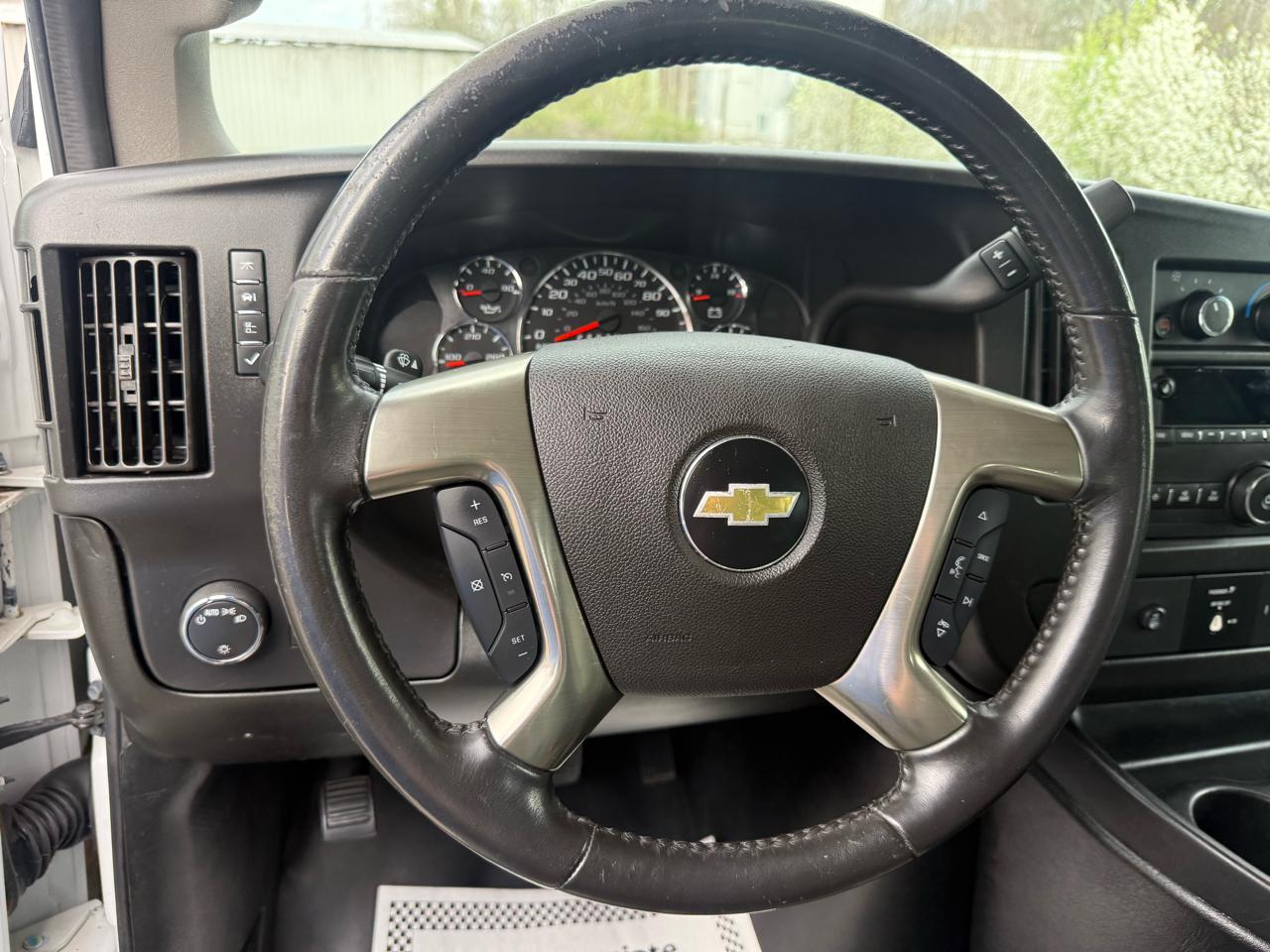 Chevrolet Express Cargo Van RWD 2500 135" 2019