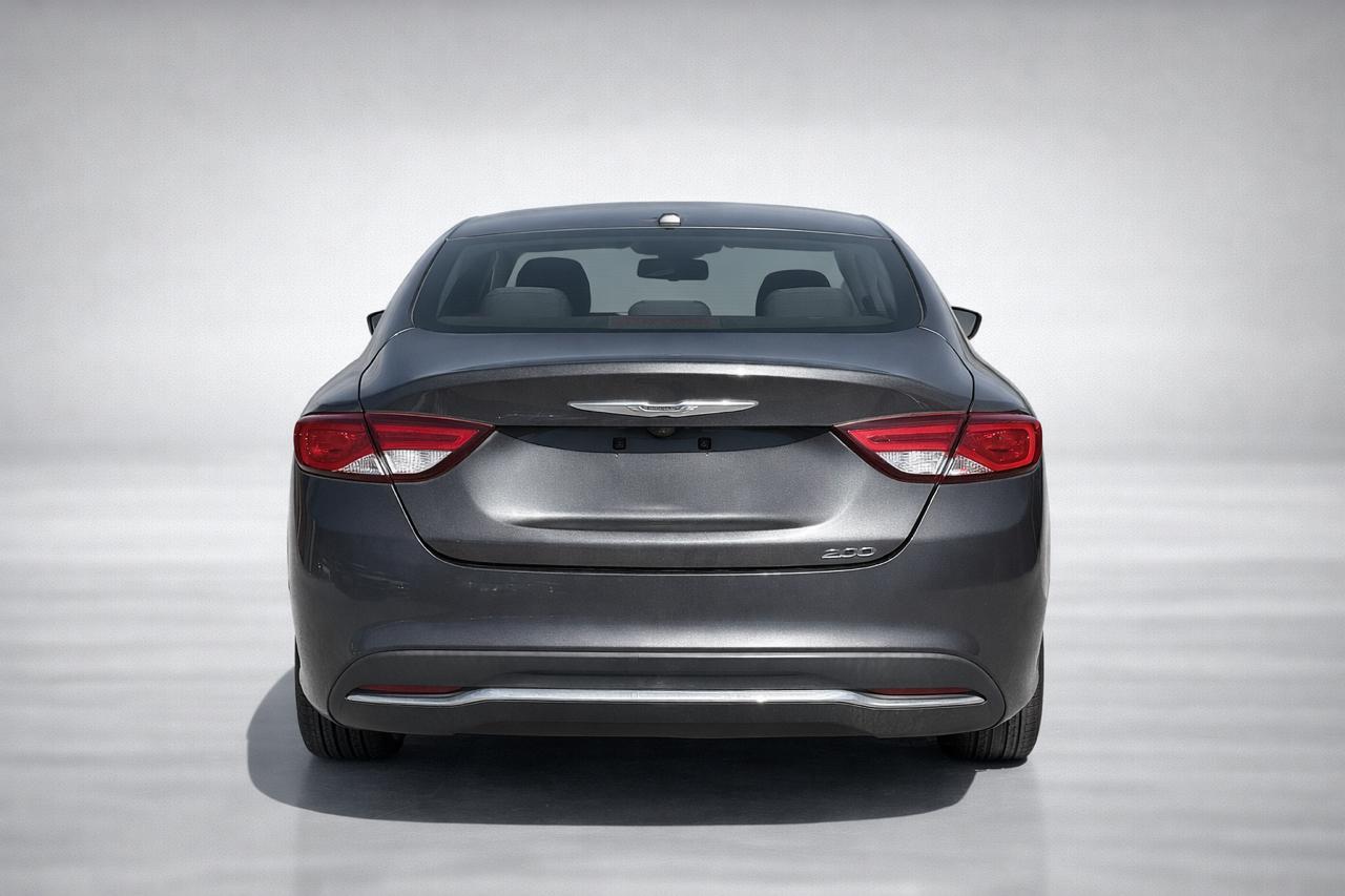 Chrysler 200  2015