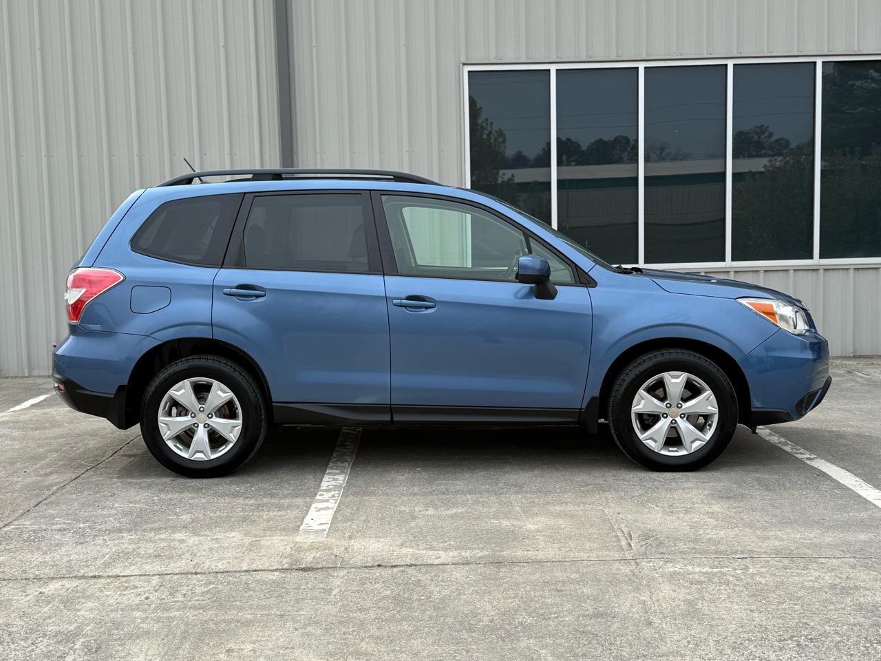 Subaru Forester  2015