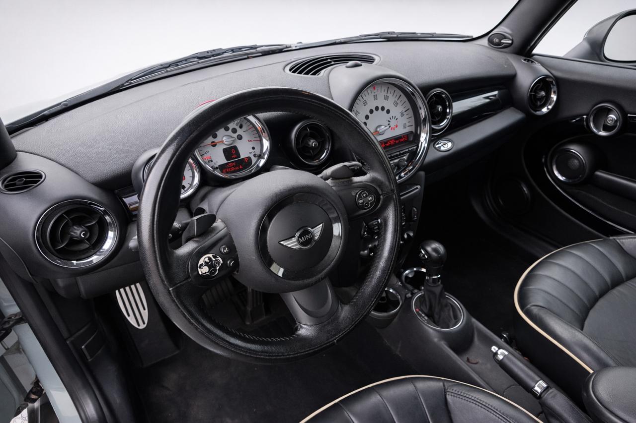 MINI Cooper Convertible  2012
