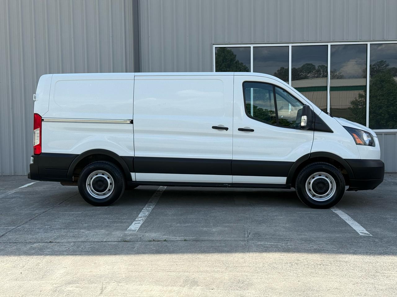 Ford Transit Van T-150 130" Low Rf 8600 GVWR Sliding RH Dr 2019