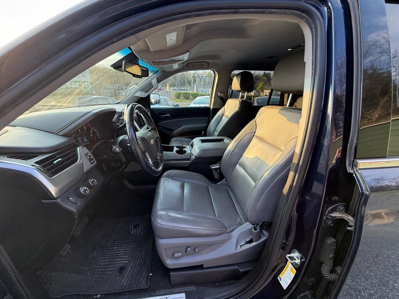 Chevrolet Tahoe 4WD 4dr LT 2019