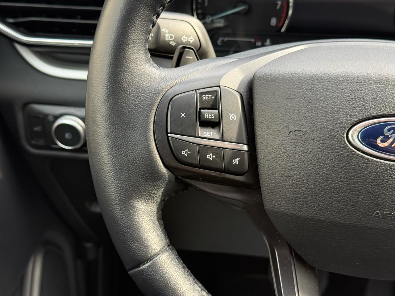 Ford Explorer XLT 4WD 2020
