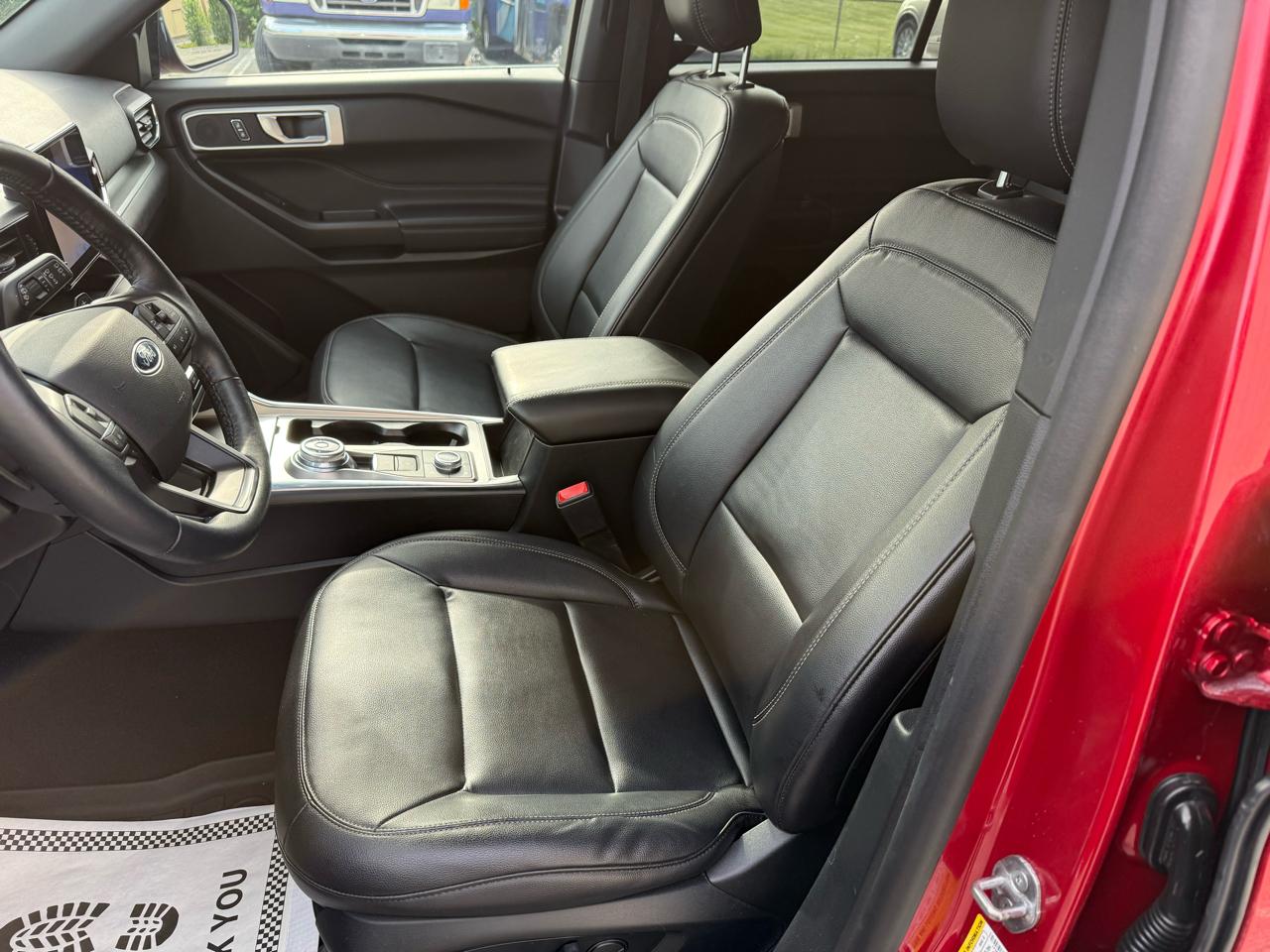 Ford Explorer XLT 4WD 2020