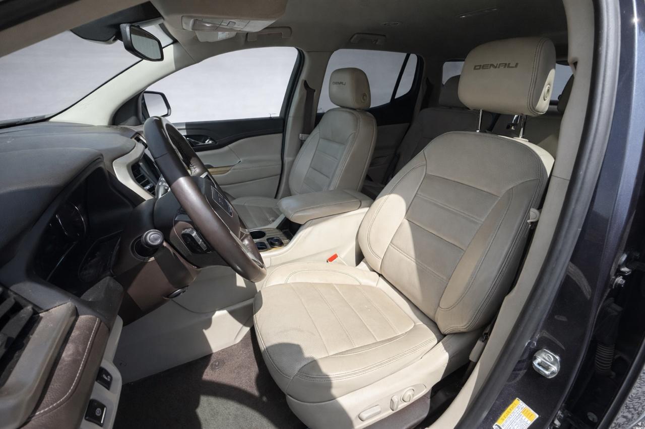 GMC Acadia Denali AWD 2019